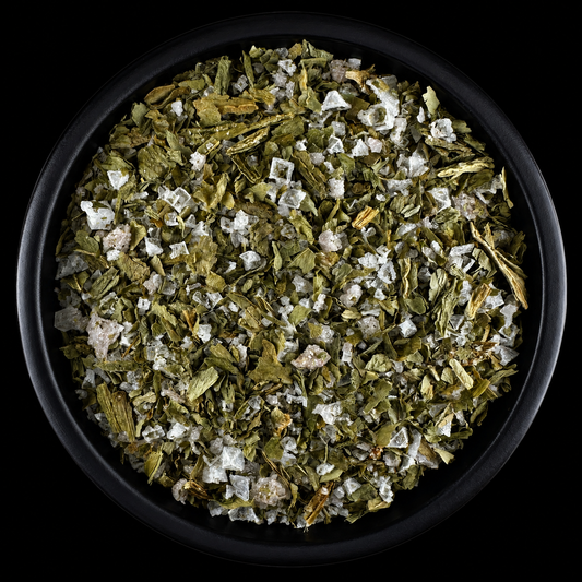 Bärlauchsalz – aromatisches Gewürzsalz mit frischem Bärlauch, Kräutern und grobem Meersalz